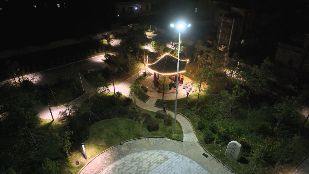 公园(2).jpg