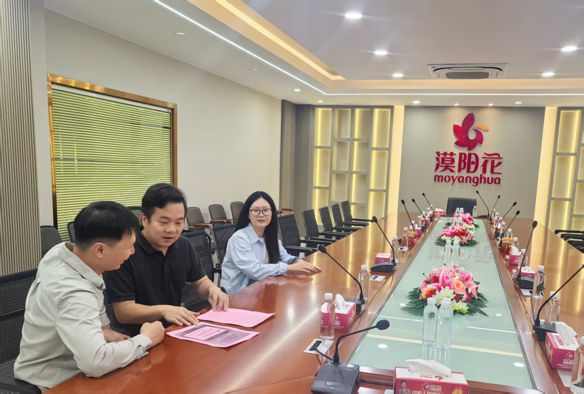 24ca5a392945ab91767a38a3a86e9e69.jpg